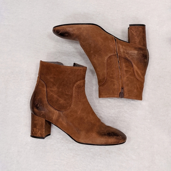 Brown Leather Women's Ankle Booties size 10 Distressed Look round toe - Picture 2 of 10